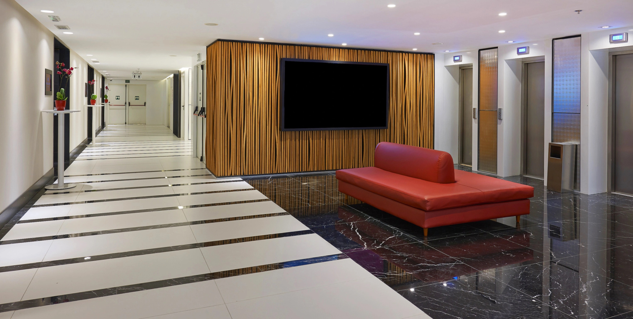 Отель NH Collection Barcelona Gran Calderón