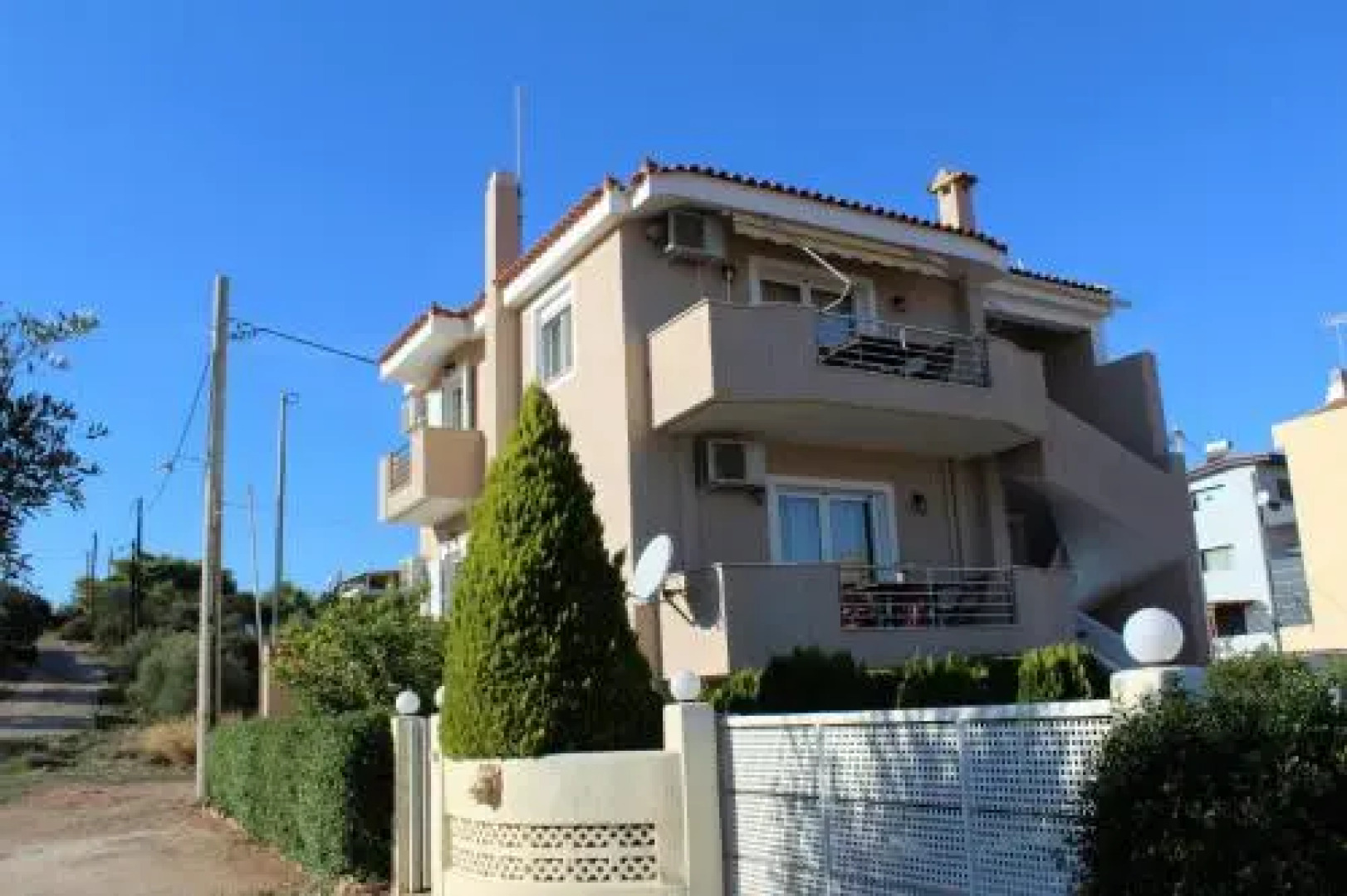 Helen's Sounio Apartments