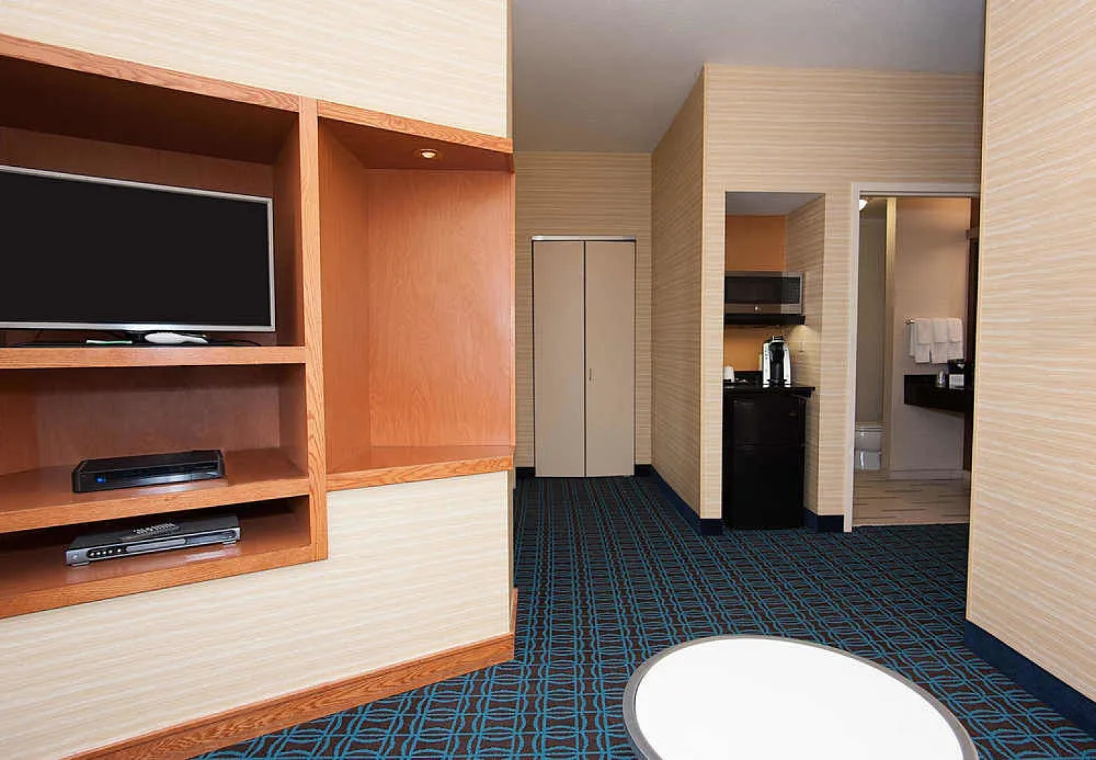 Comfort Inn & Suites South Akron