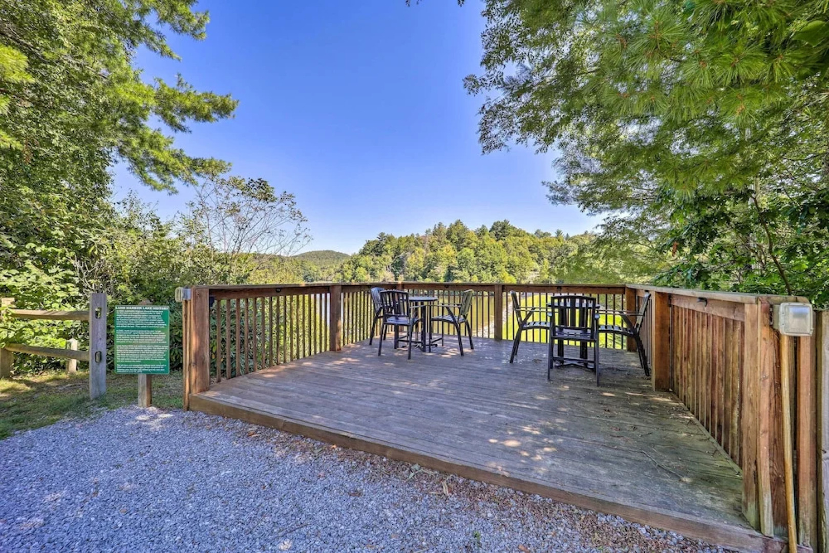 Lake & Pool Access: Spacious Home in Newland