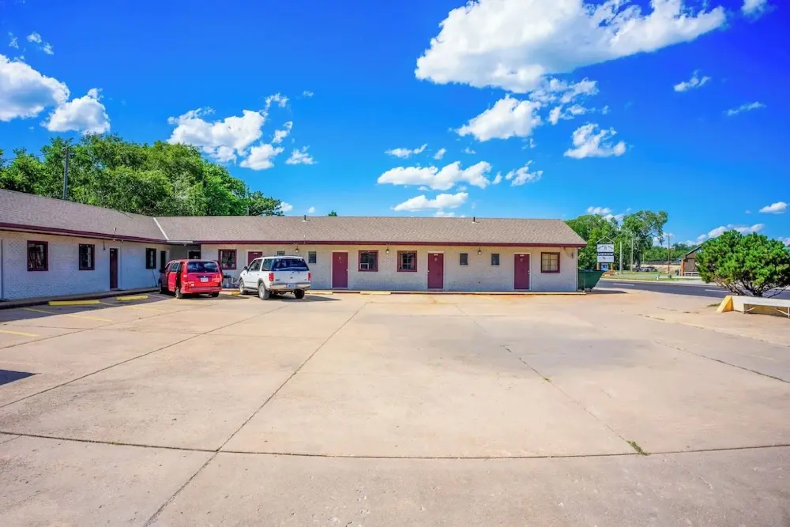 The Inn by El Dorado Lake