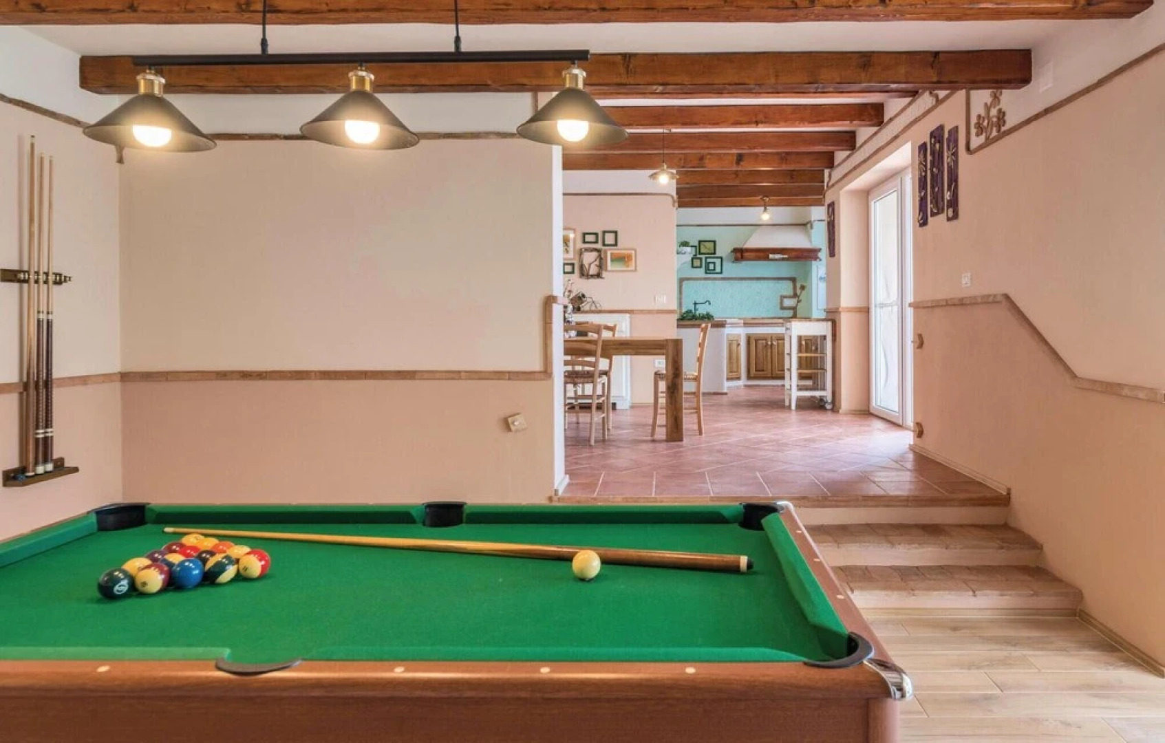 Stunning Home in Krnica With Wifi and 4 Bedrooms