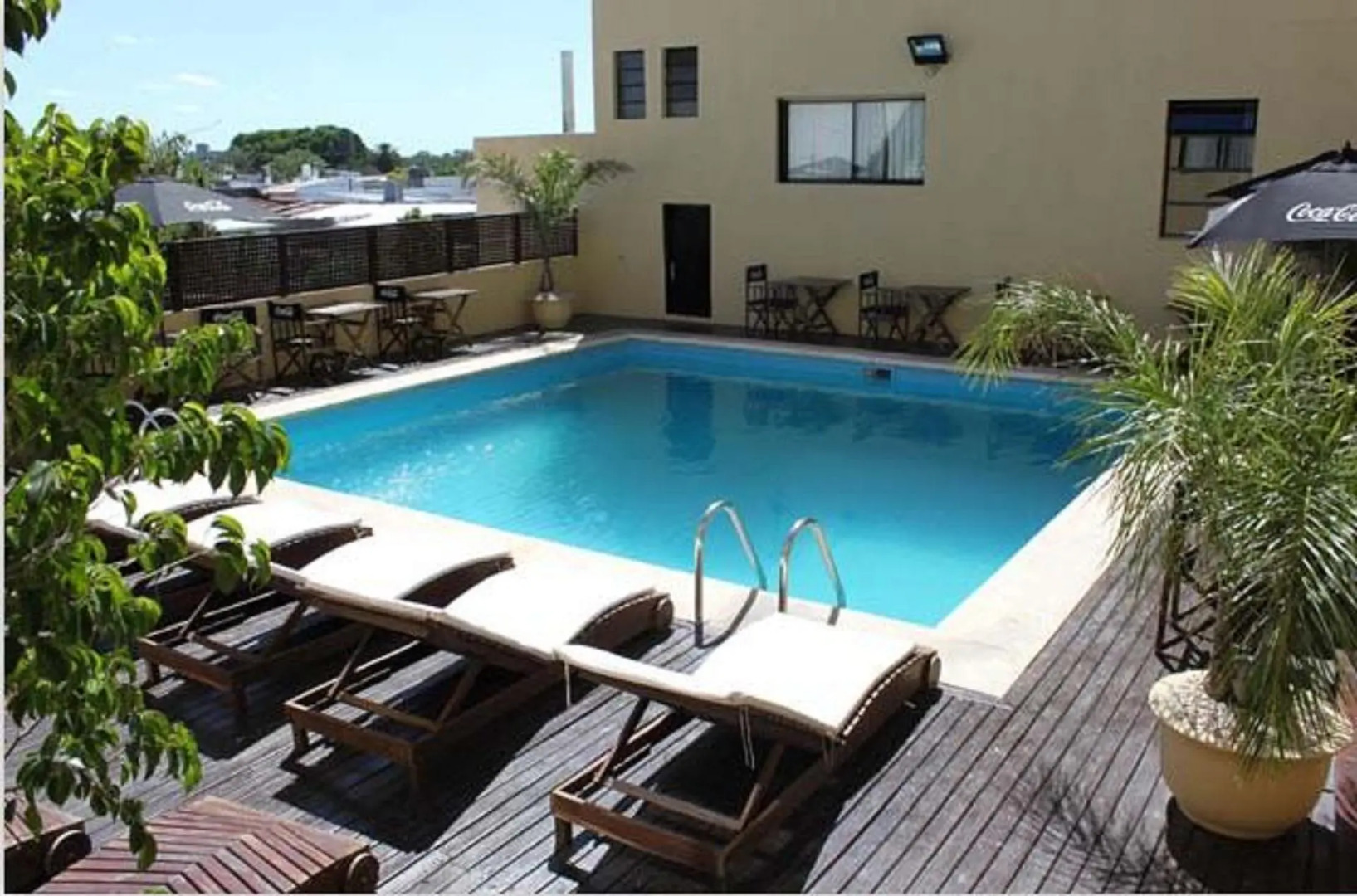 Howard Johnson by Wyndham San Pedro