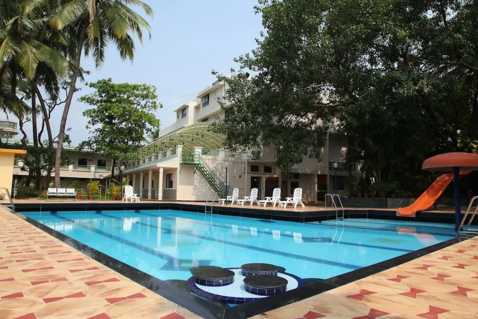 Hotel Ravi Kiran