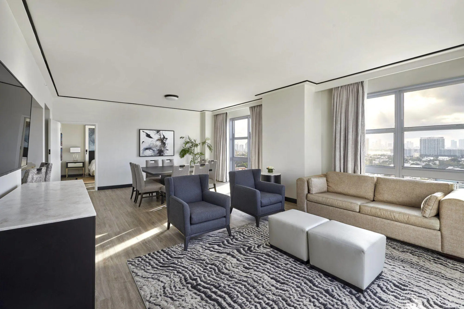 Loews Miami Beach Hotel – South Beach