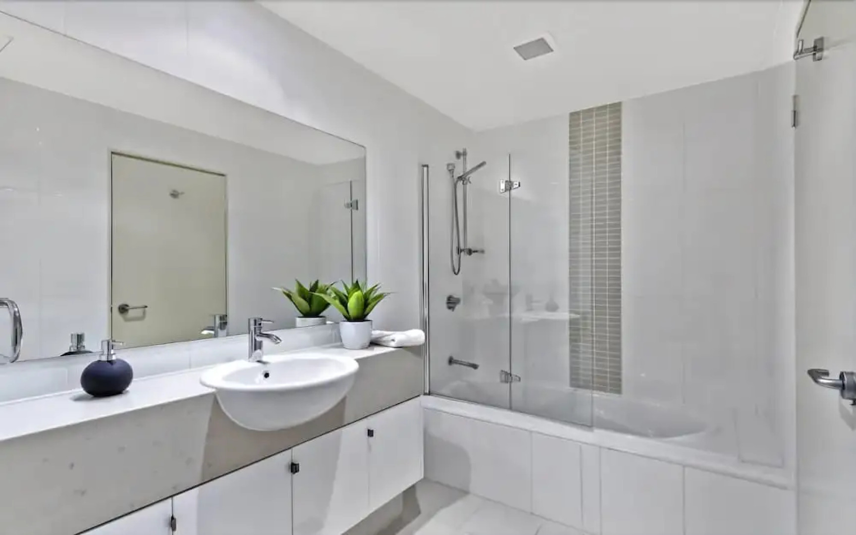 Coast Luxury Apartment 21