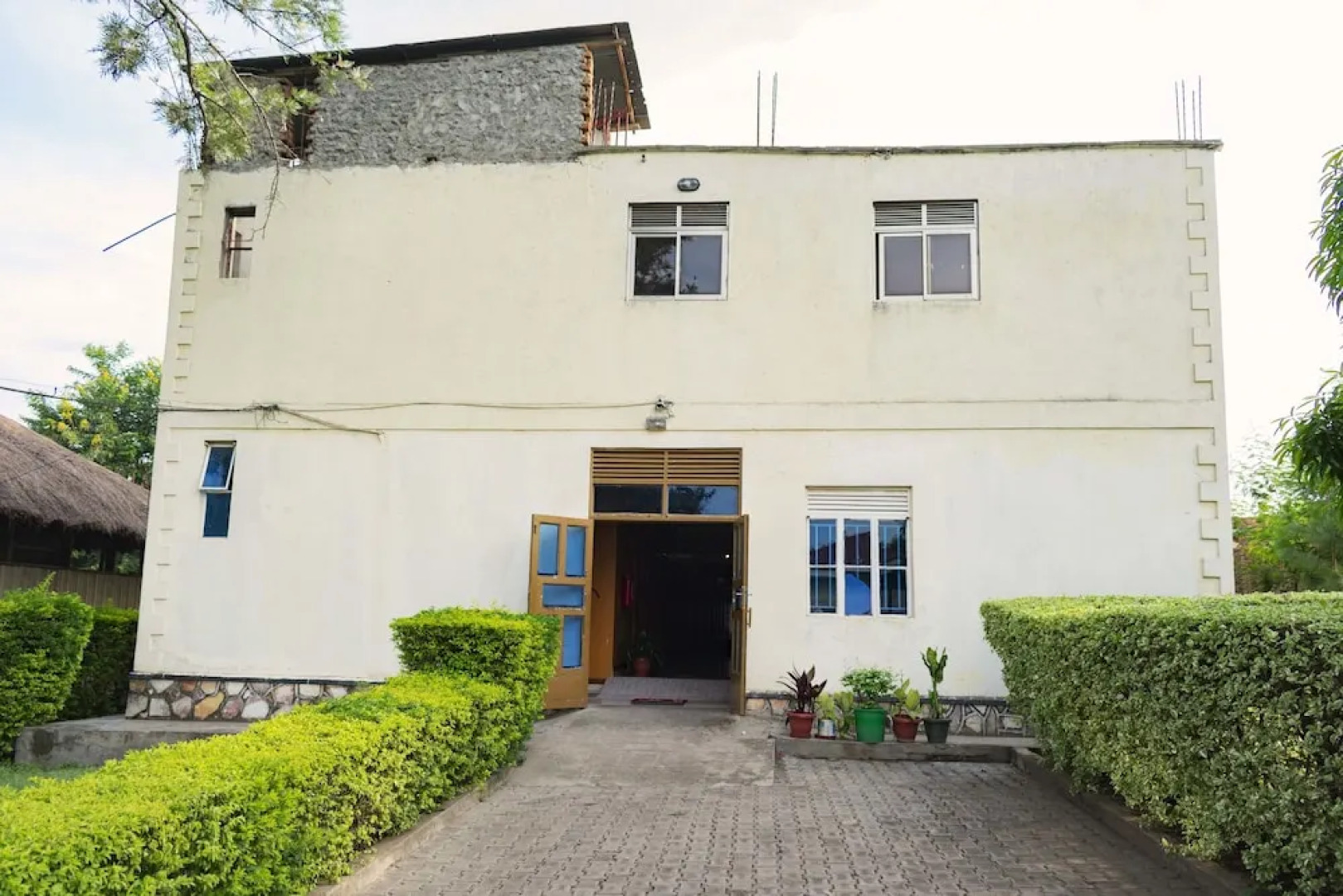 Rwenzori International Hotel