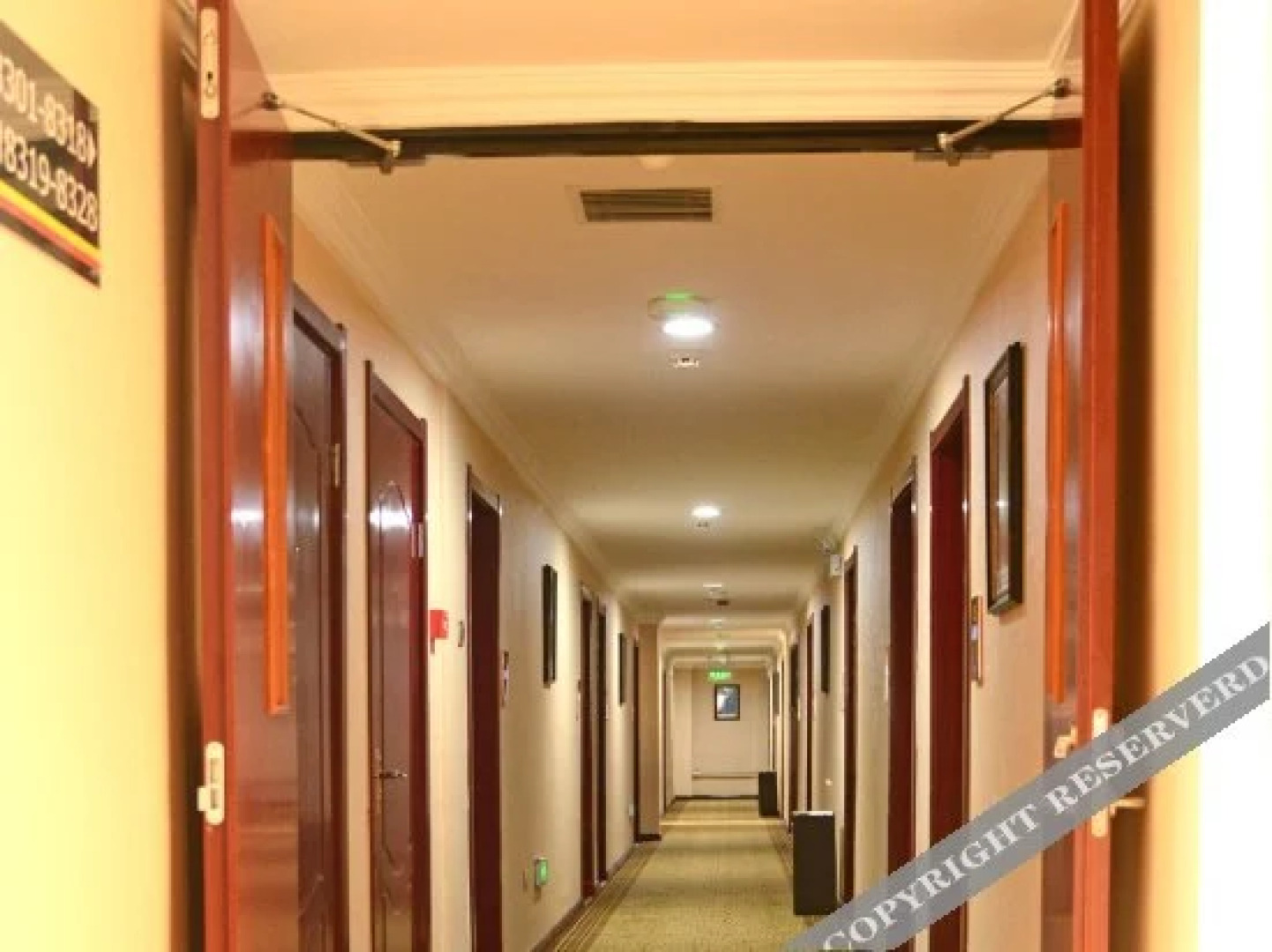 Super 8 Dingxi Railway Station Minzhu Street