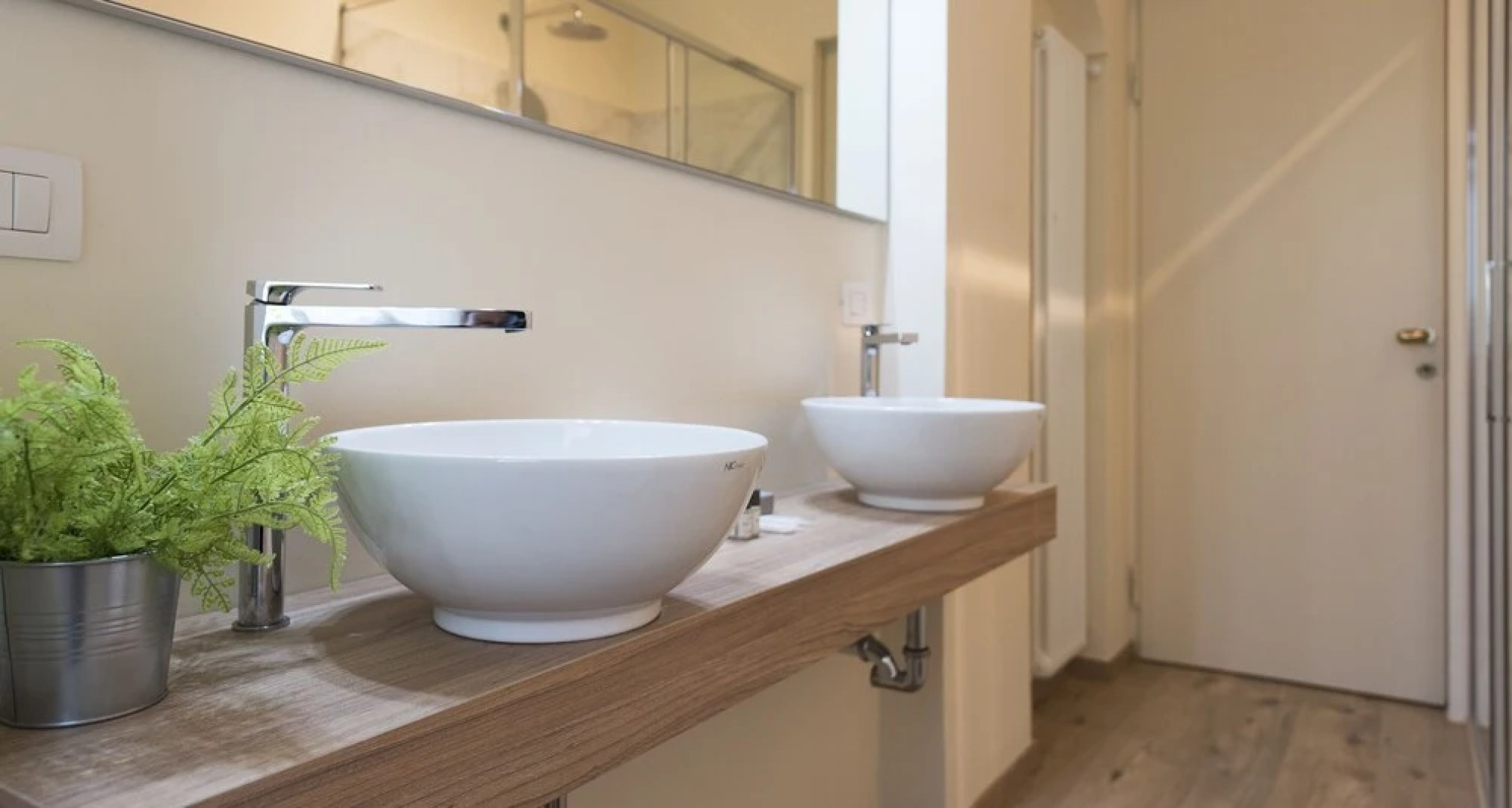 Villa Bianca on the Lake - Parking