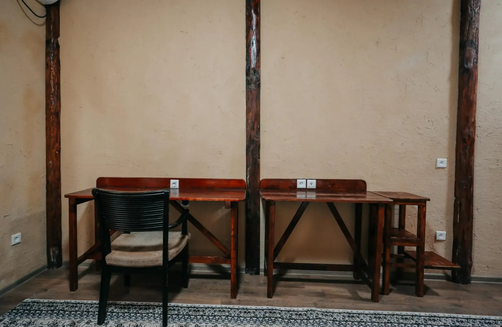 Sultan Kyzyl-Kia (Султан Кызыл-Кия)