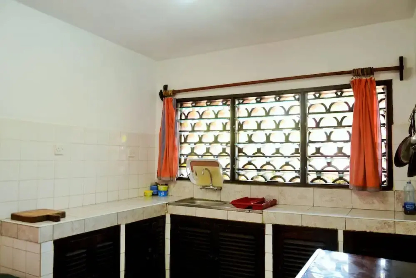 Kirathimo Explorers Oasis Diani - Hostel