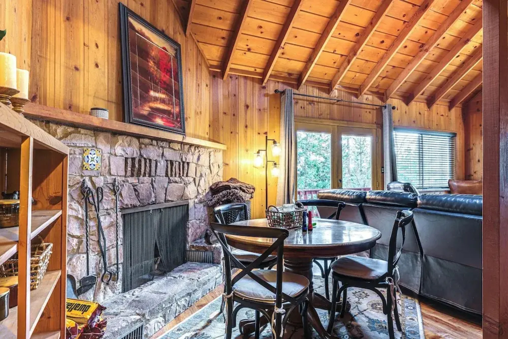 Cozy Mi-wuk Village Cabin: 18 Mi to Dodge Ridge!