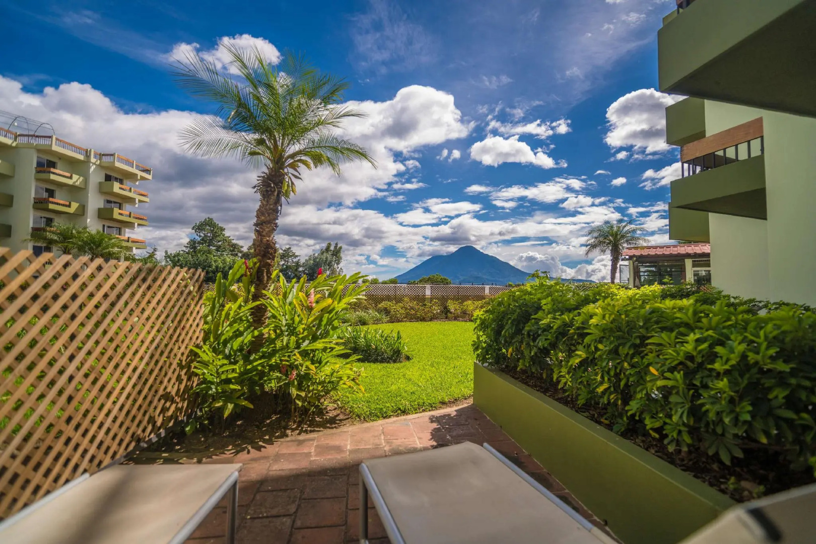 Porta Hotel del Lago