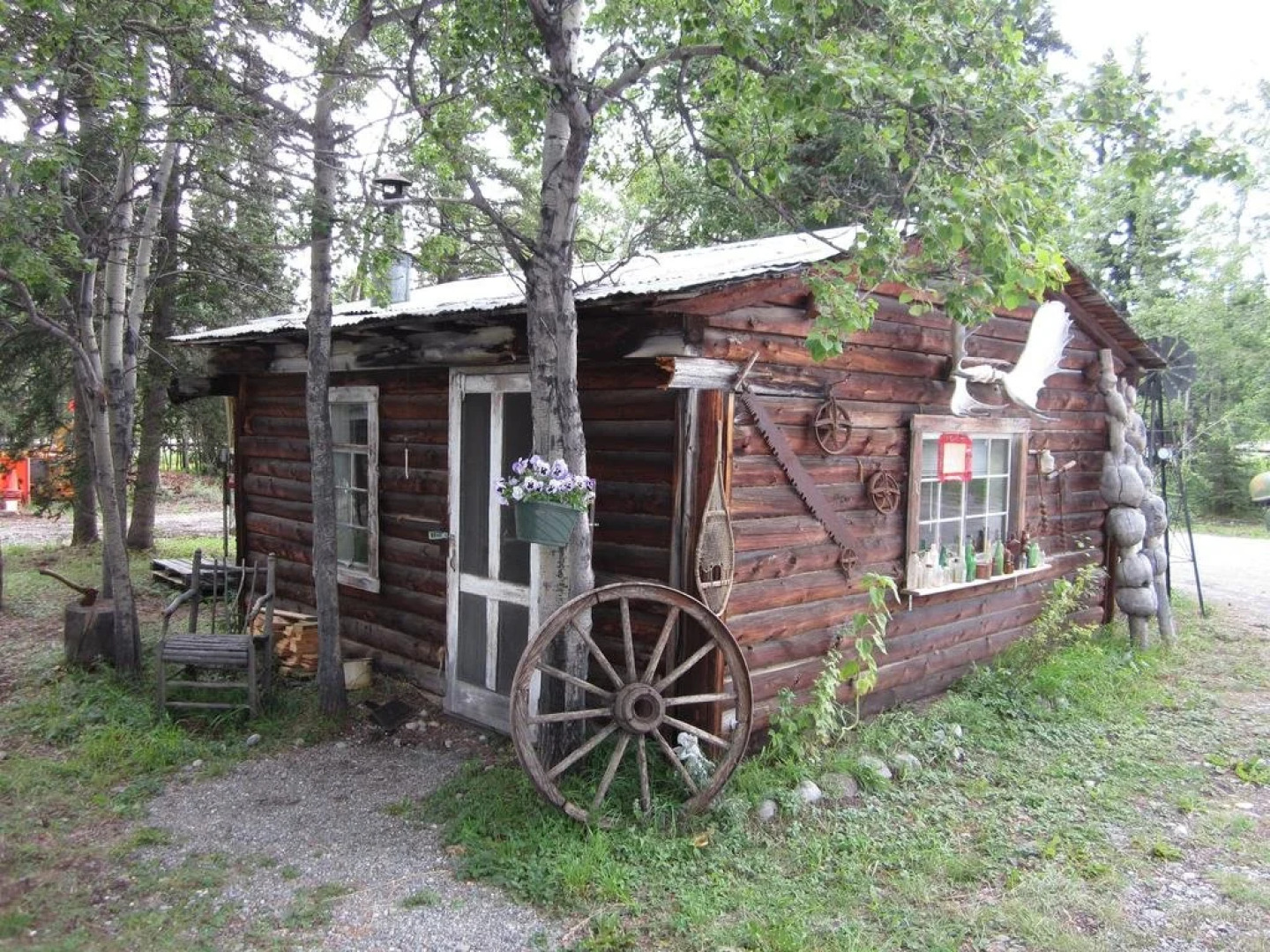 Six Mile River Resort