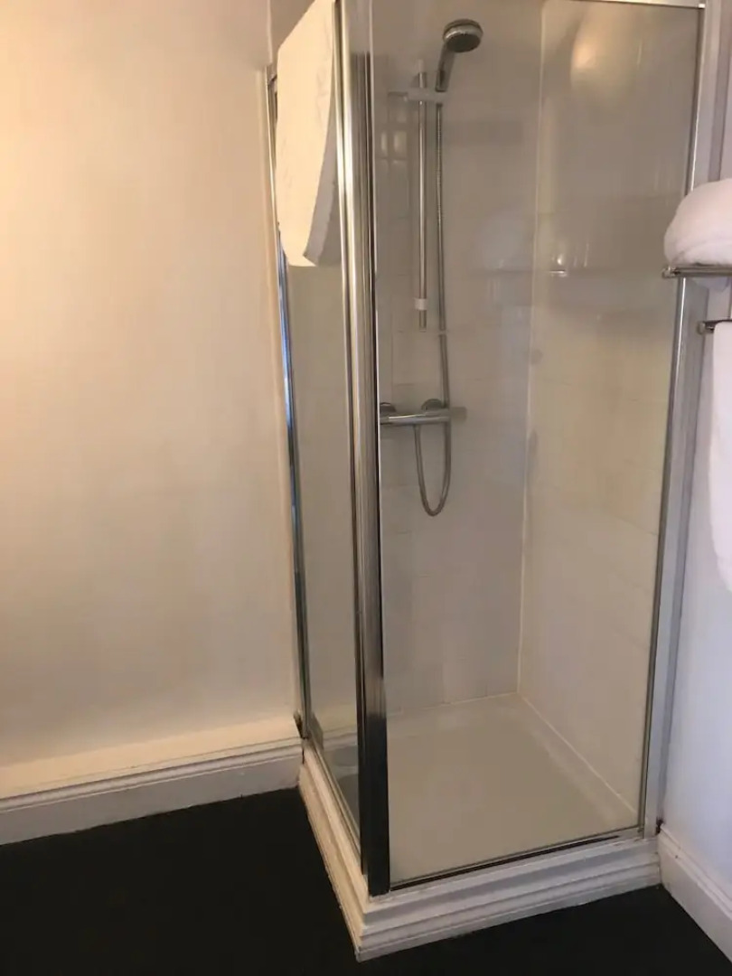 The Pecking Mill Inn