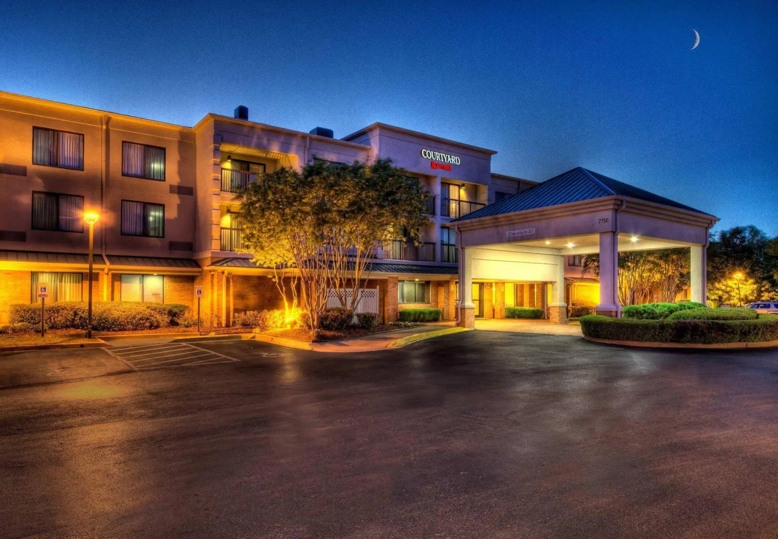 Courtyard by Marriott Memphis Germantown