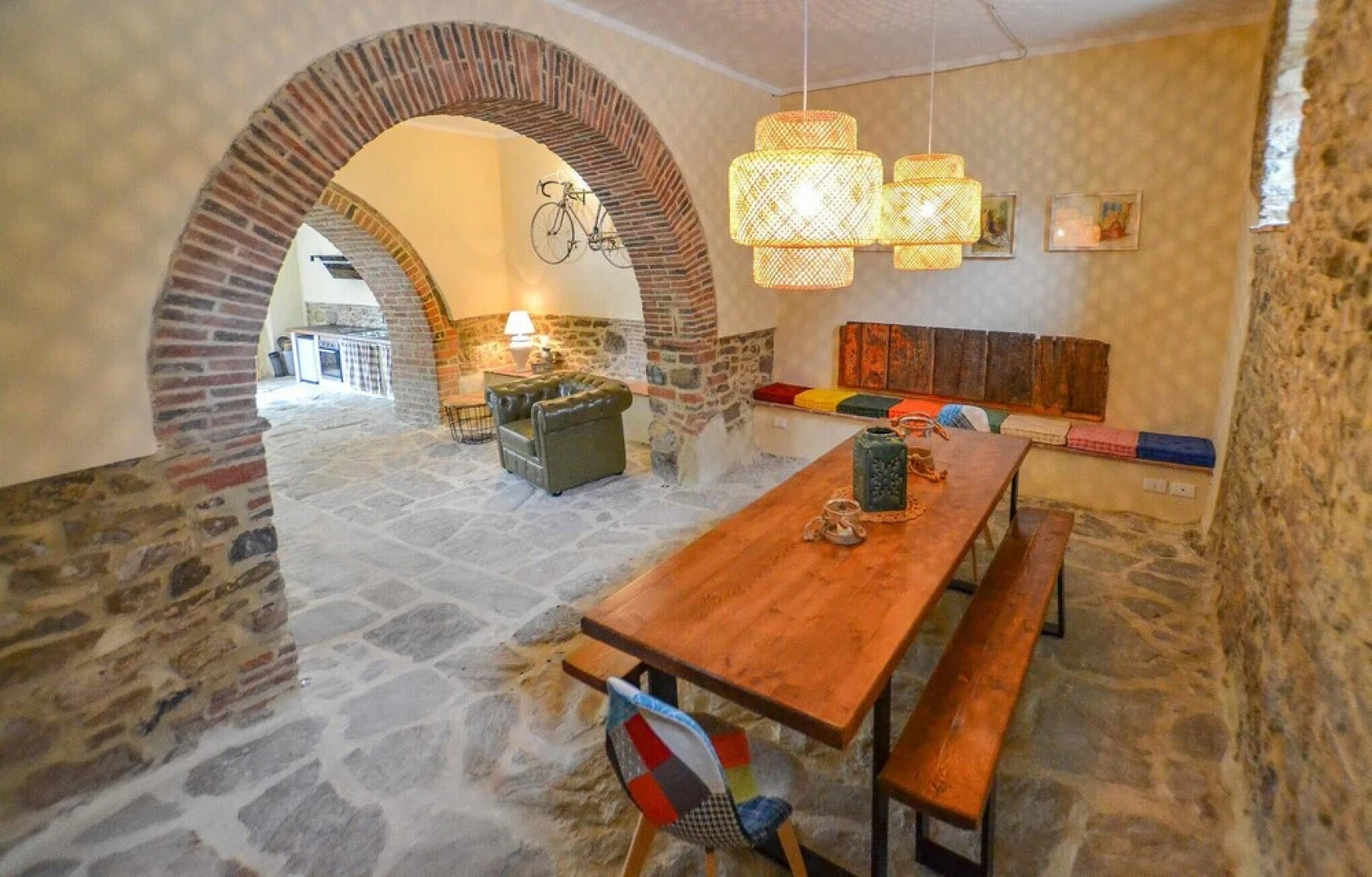 Stunning Home in Arezzo With 5 Bedrooms, Jacuzzi and Wifi