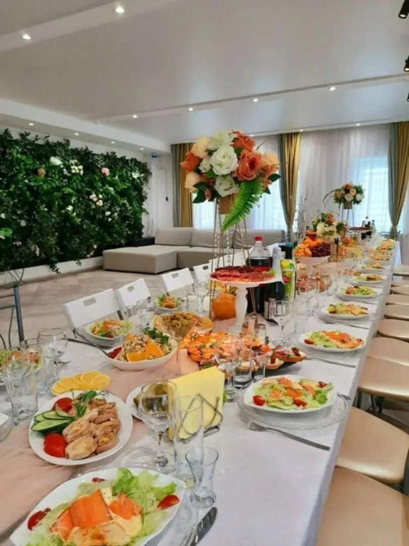 Коттедж с сауной, хаммамом и бассейном