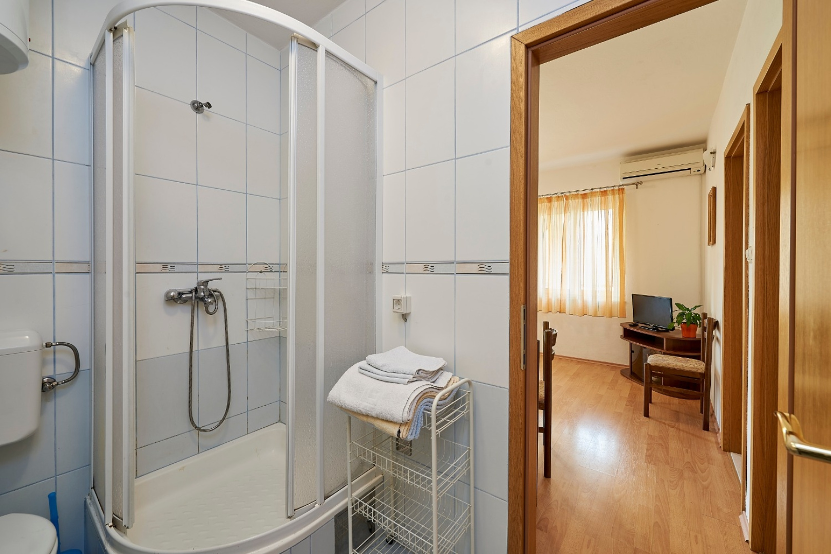 Apartment Ivanka - 200 m from sea: A1 Trogir, Riviera Trogir