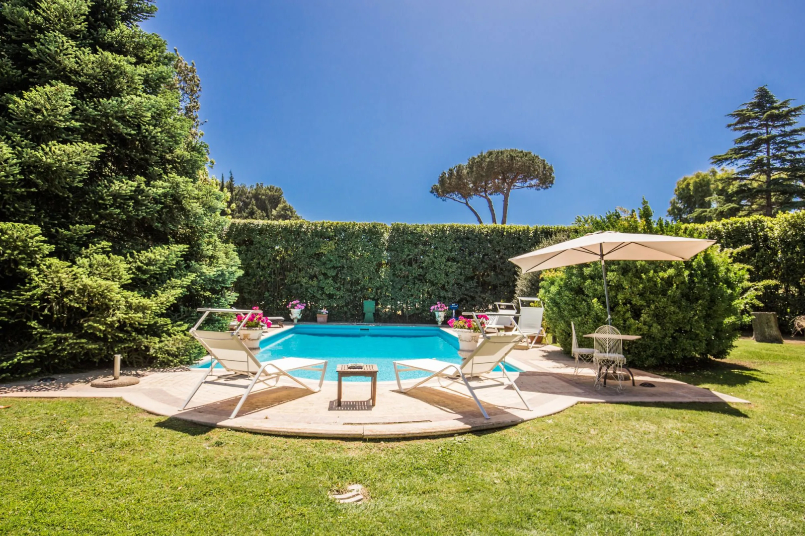 La Gaura Guest House