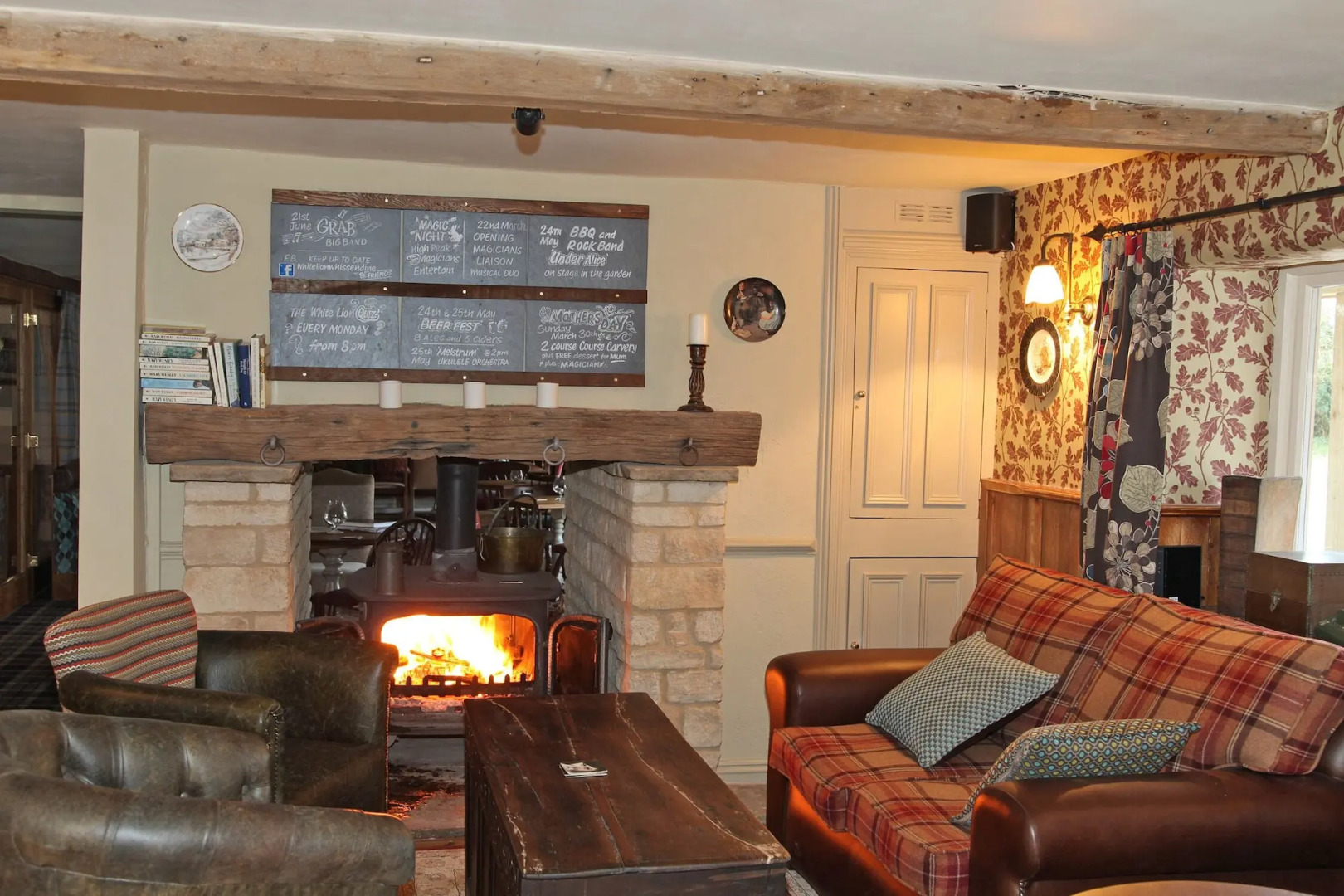 The White Lion Inn