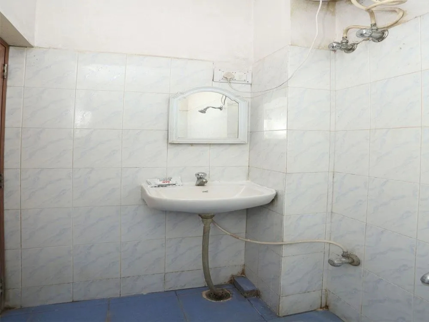 Oyo 28731 Hotel Vishal