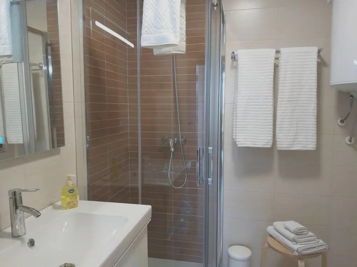 Apartment With 2 Bedrooms in Illa de Arousa, With Wonderful sea View, Furnished Garden and Wifi Near the Beach