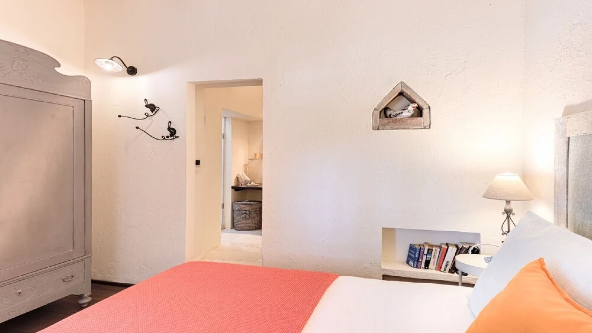 Tuscany Luxury Villapoolgardens Exclusively yours Slps 18 - 2