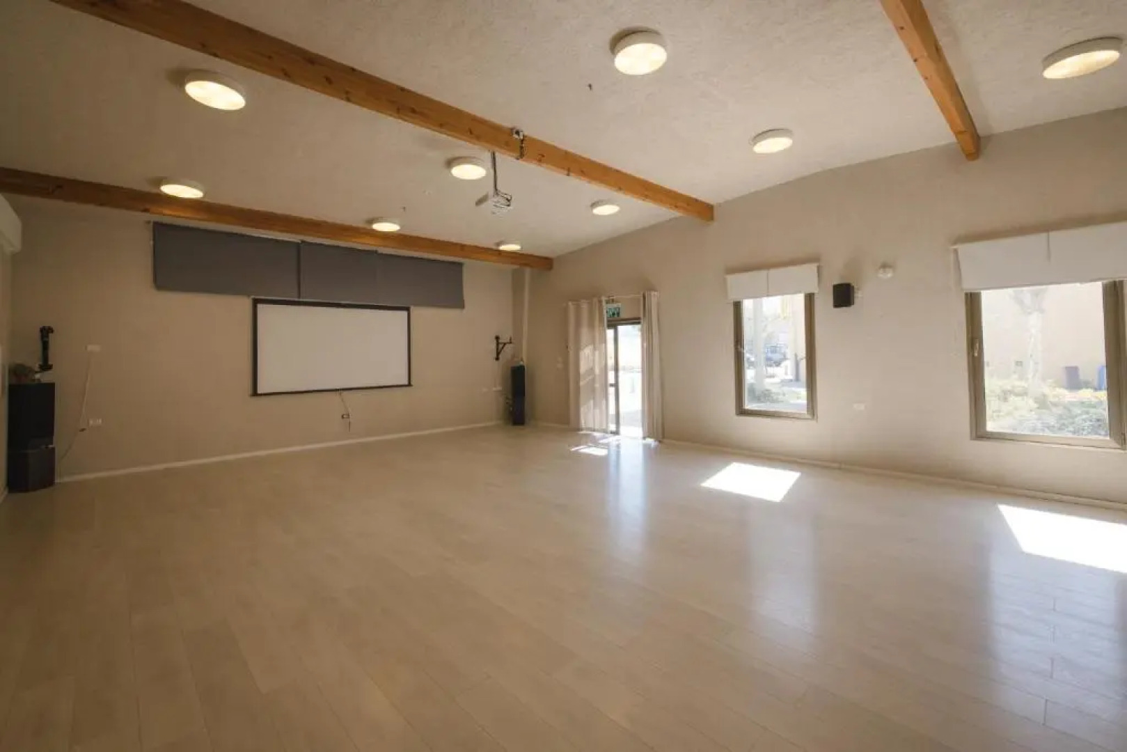 ibex unique Desert Inn