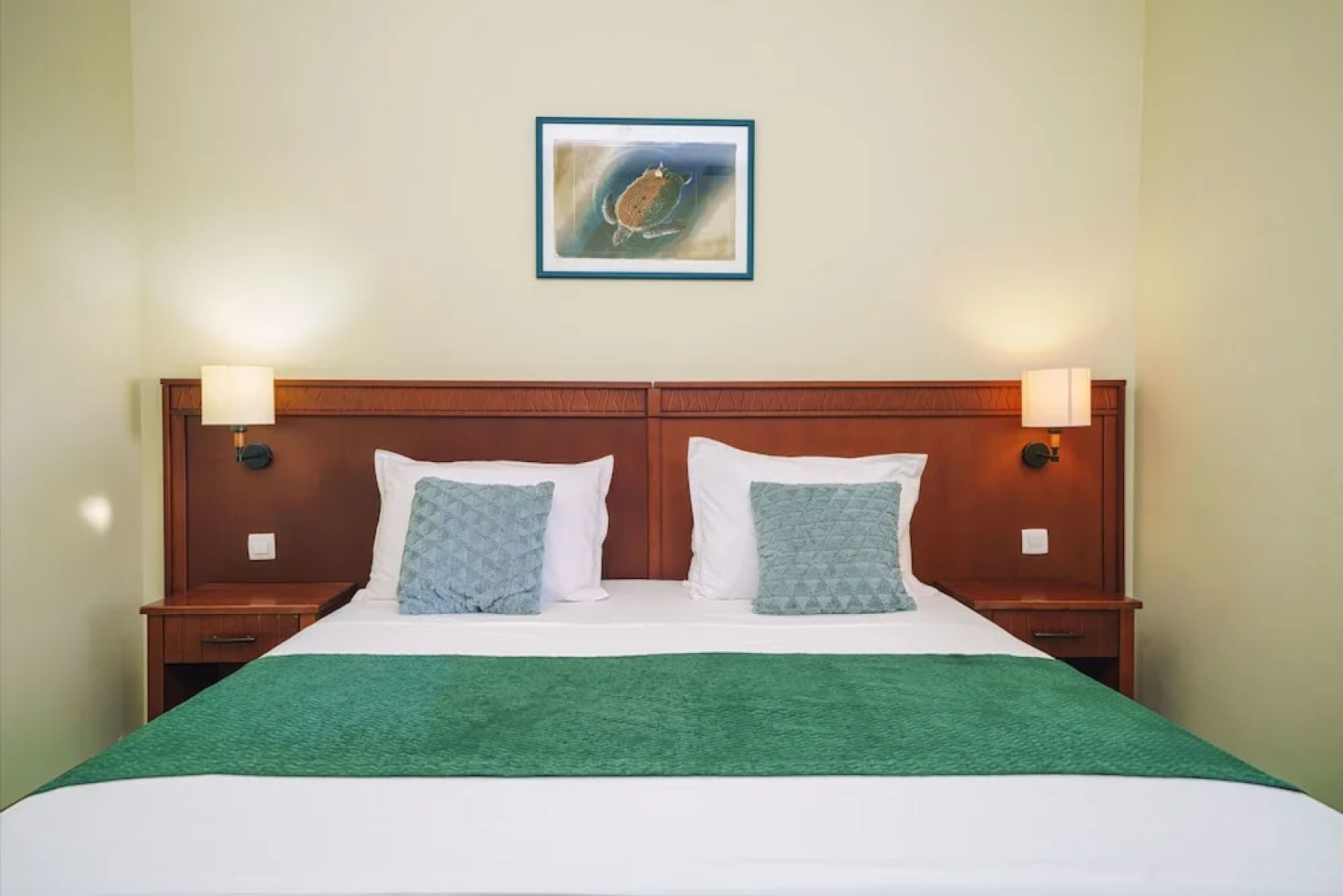 Aesthetic Park View Room With Breakfast Included