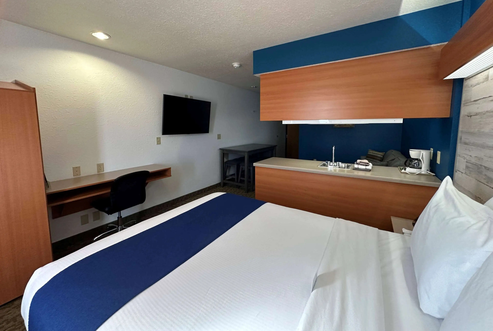 Microtel Inn & Suites by Wyndham Tomah