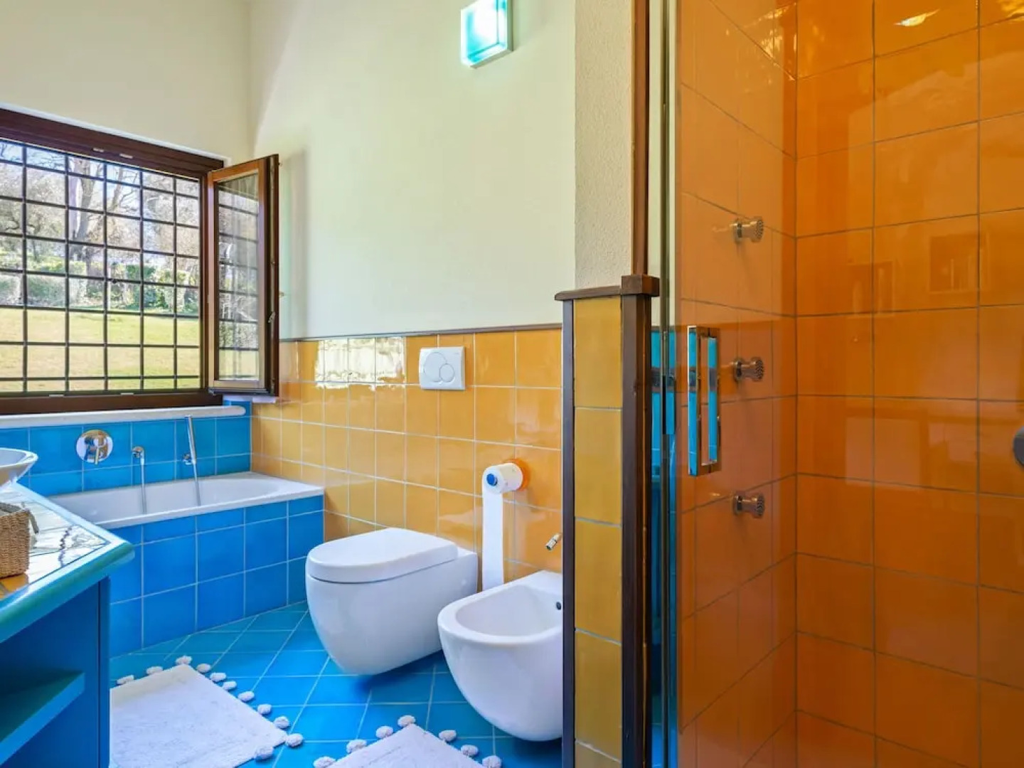 Luxurious Villa in Mentana with Garden