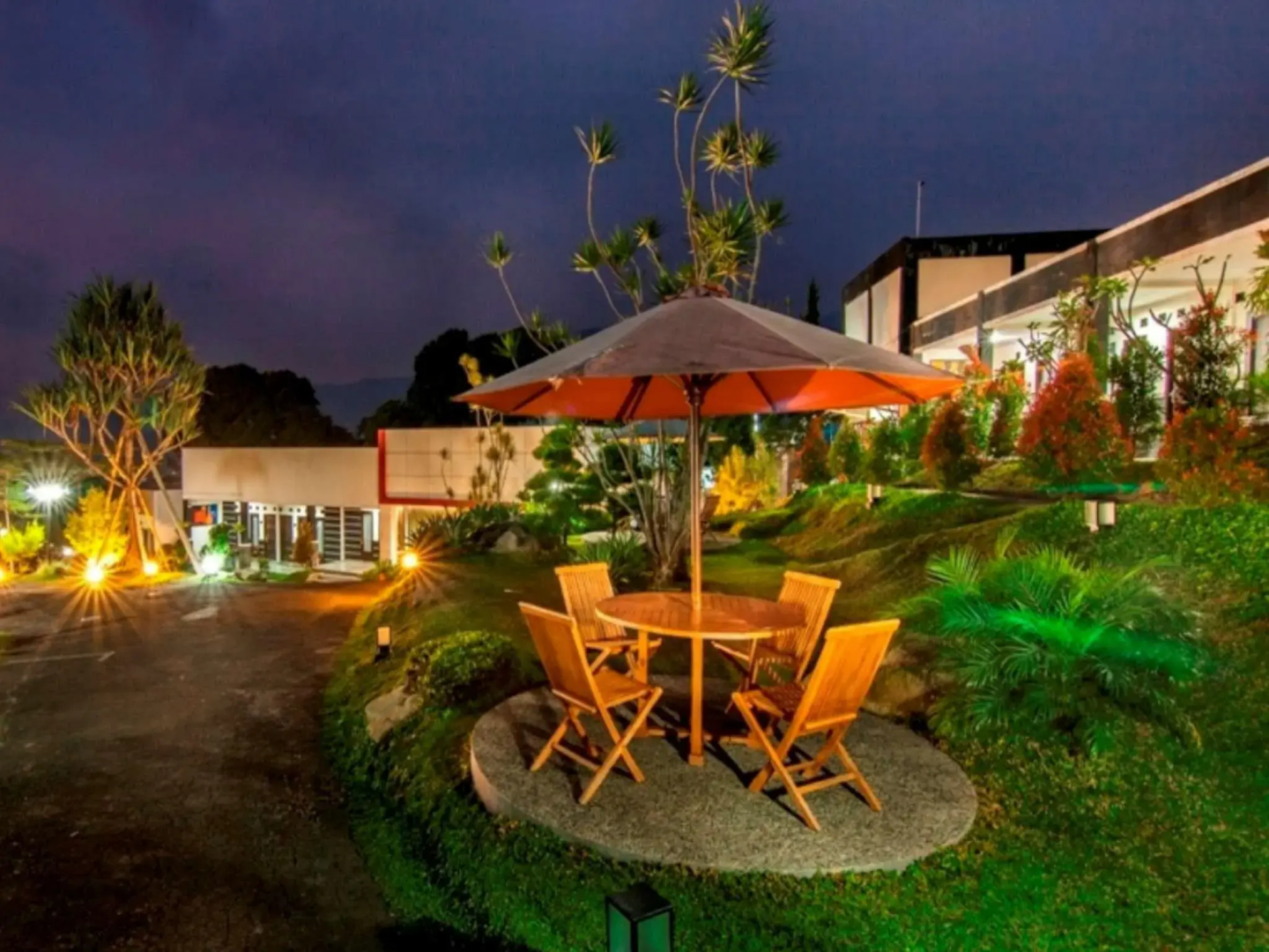 The Rizen Hotel