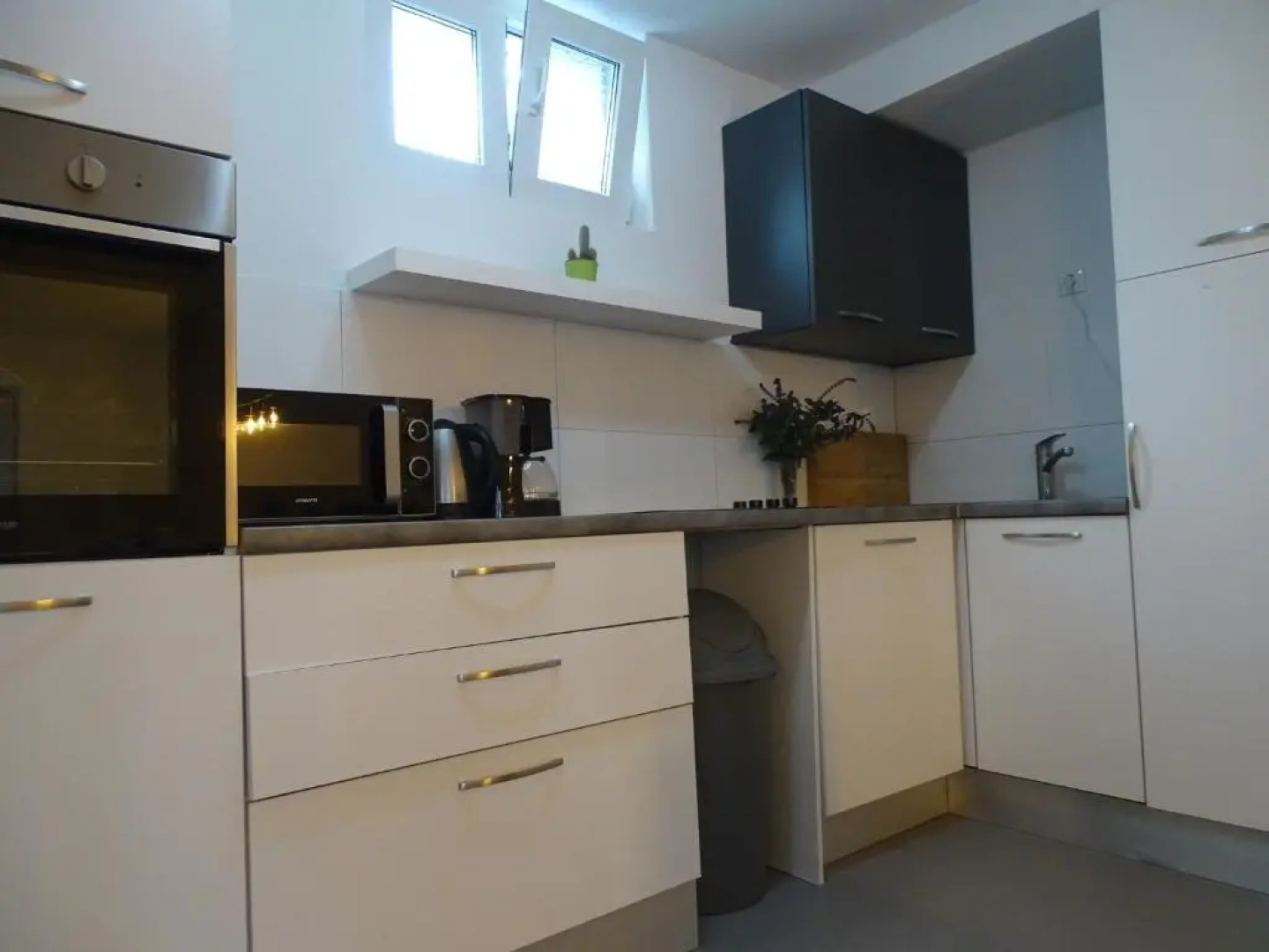 Seaside Villa mit Pool für 12 Personen