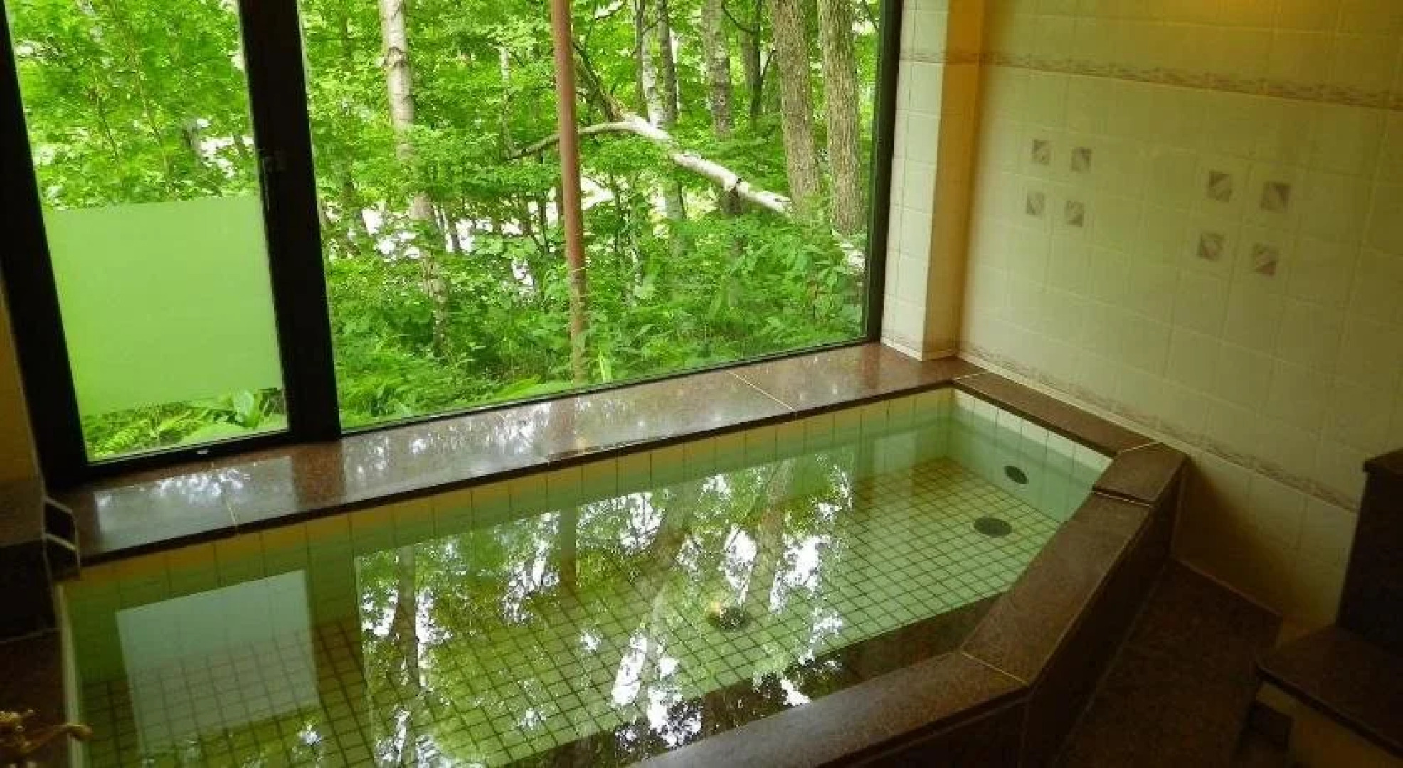 Hotel Astoria (Nagano)