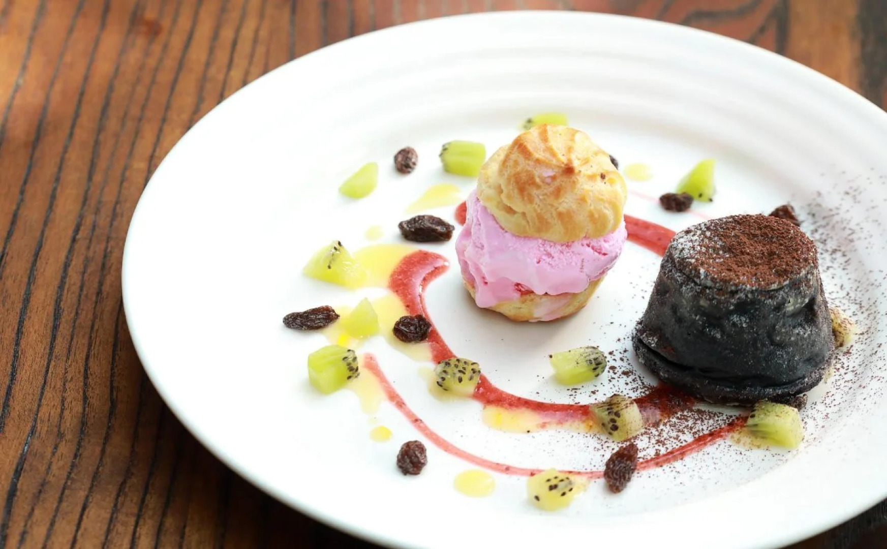 Novotel Surabaya Hotel