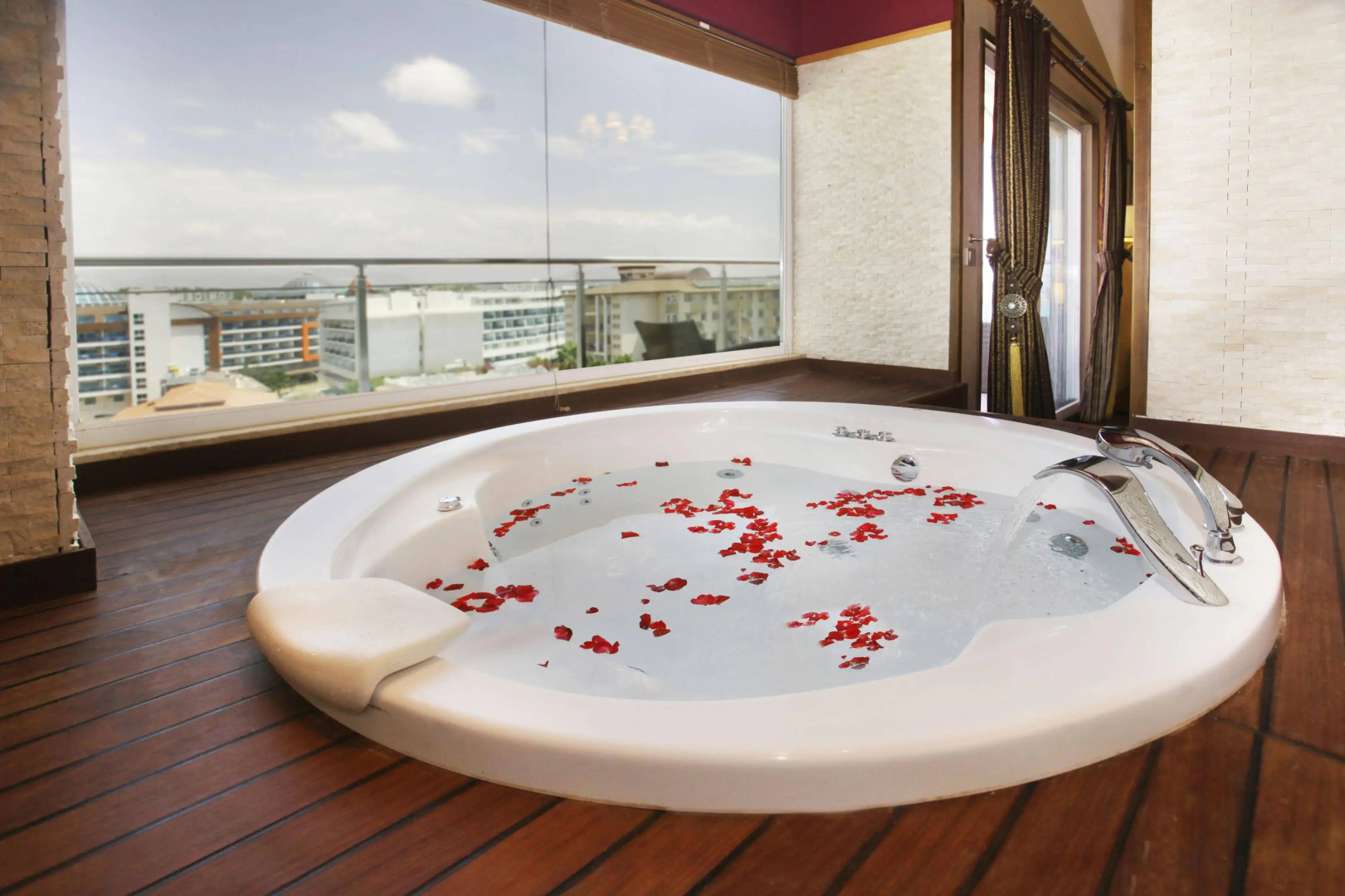 Adenya Hotel & Resort