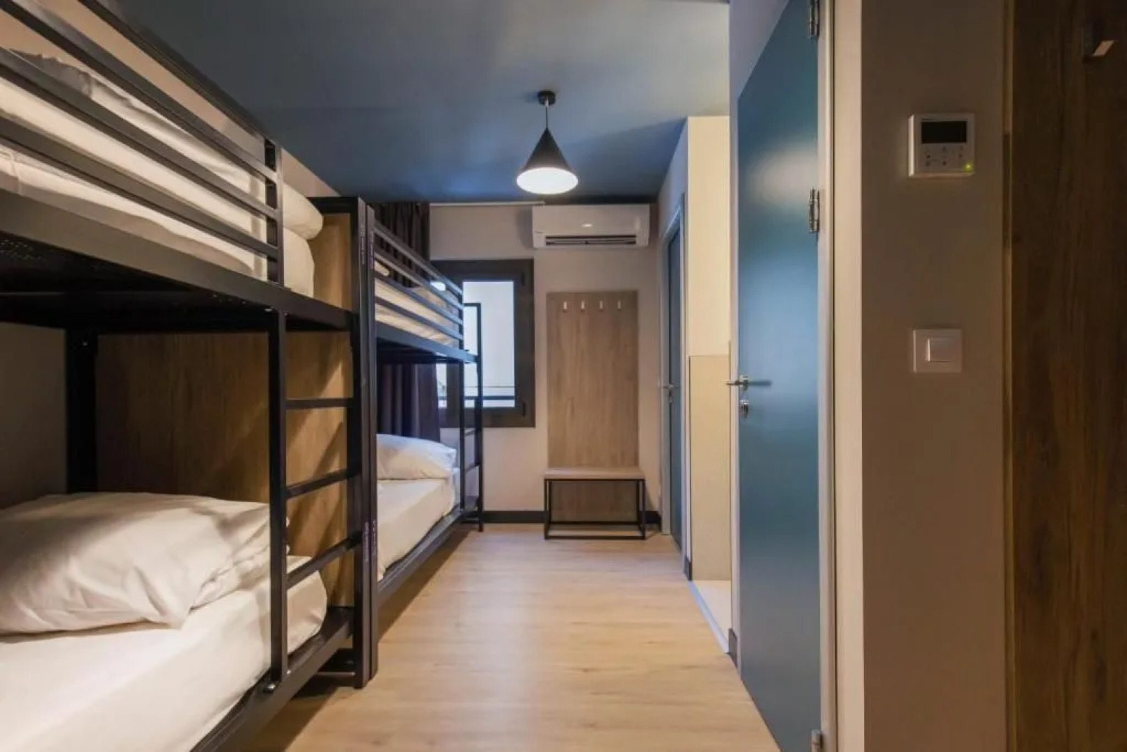 Font Andorra Hostel by Nexta