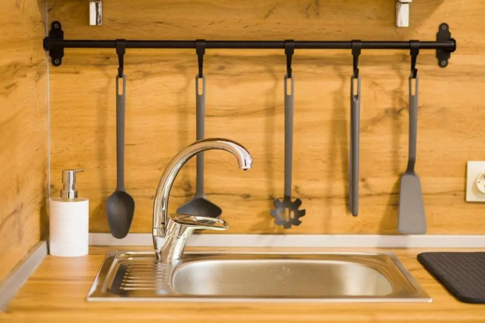 Домашний очаг на улице Хвойная