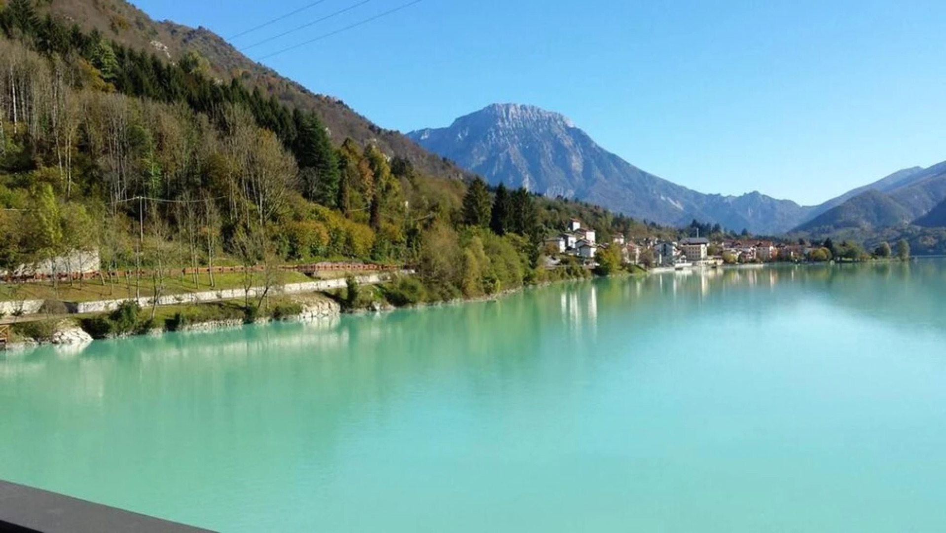 House With 3 Bedrooms in Barcis, With Wonderful Lake View - 100 km Fro