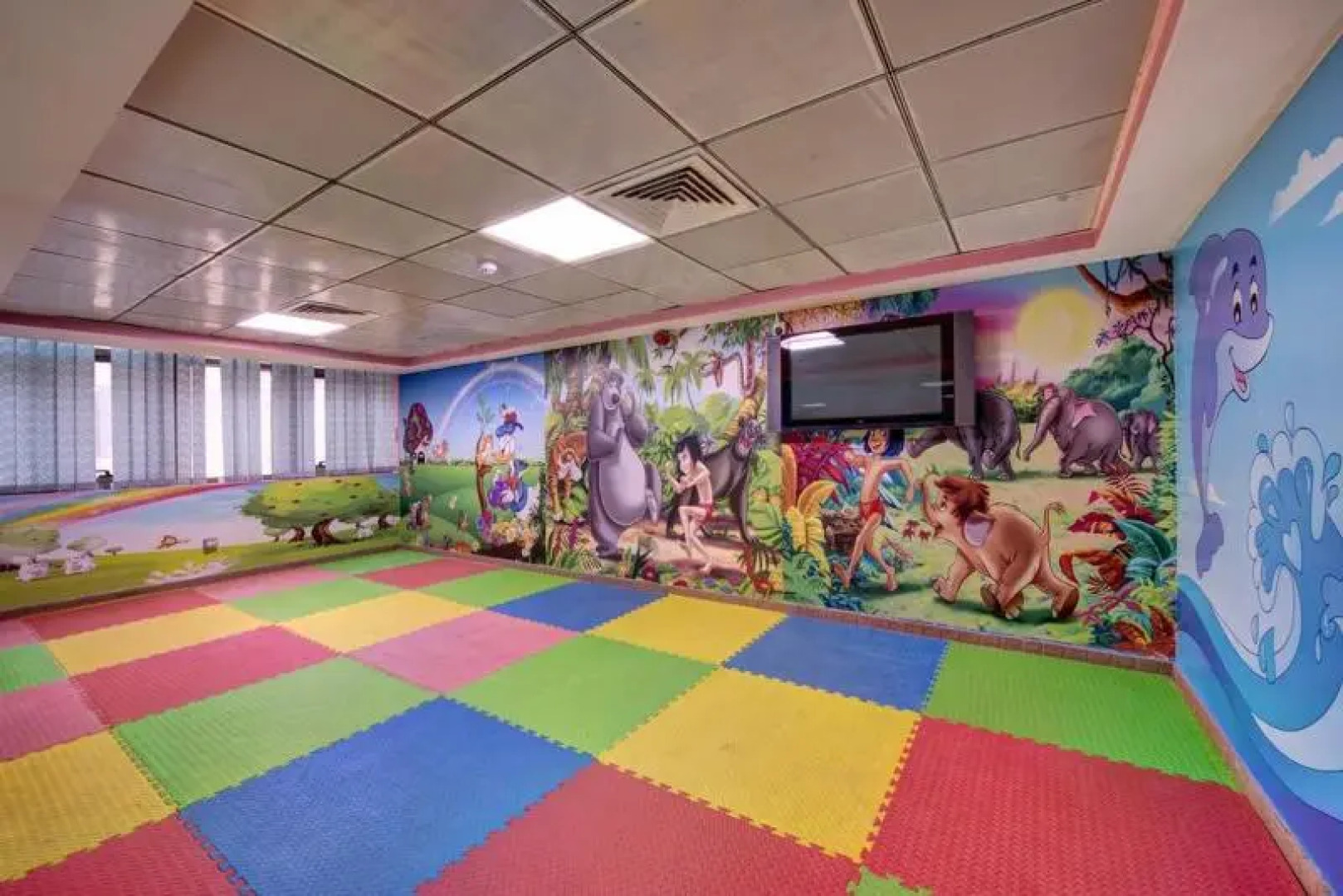 Royal Tulip Sharjah Hotel Apartments