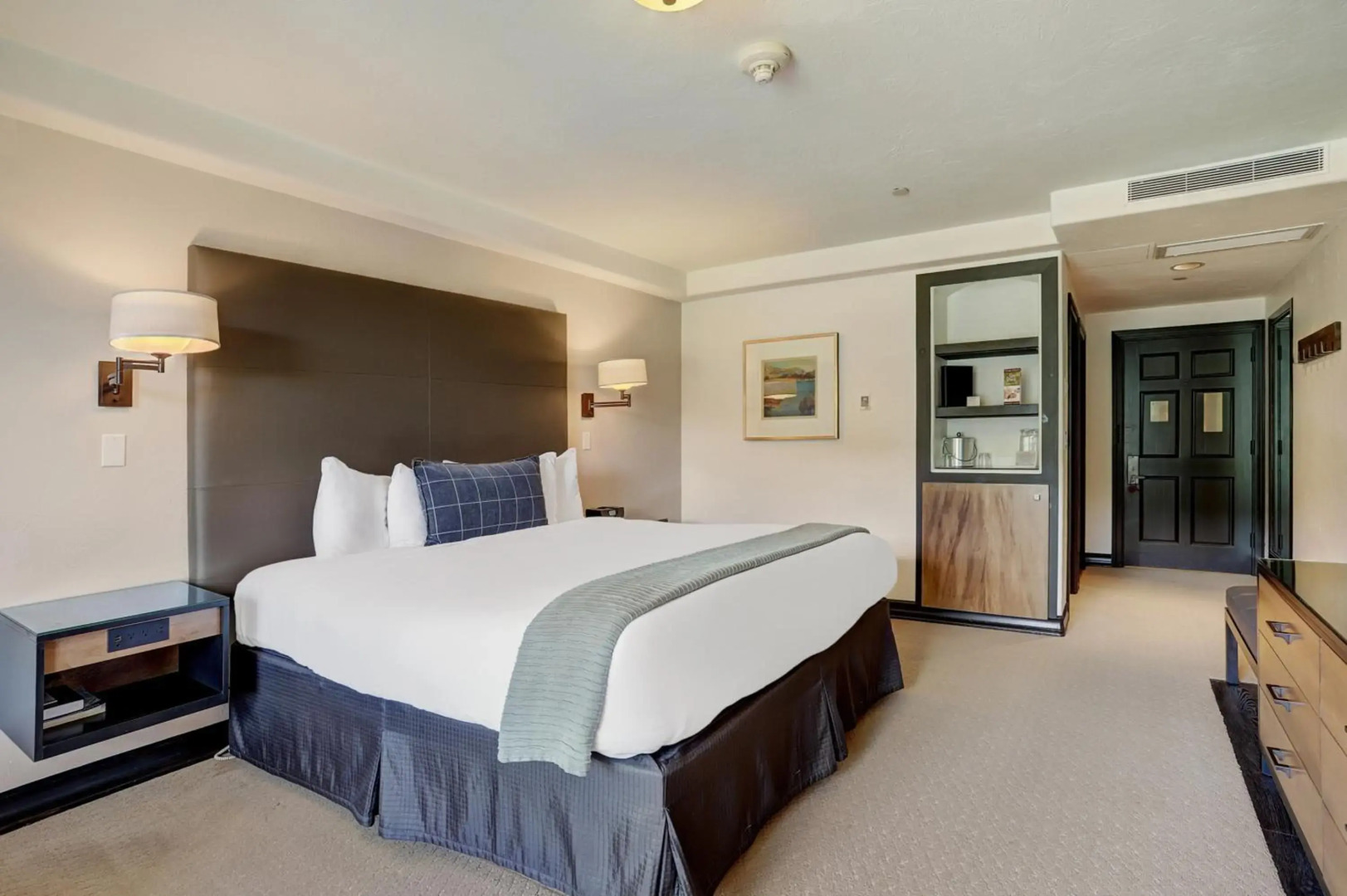 The Pines Lodge, A RockResort