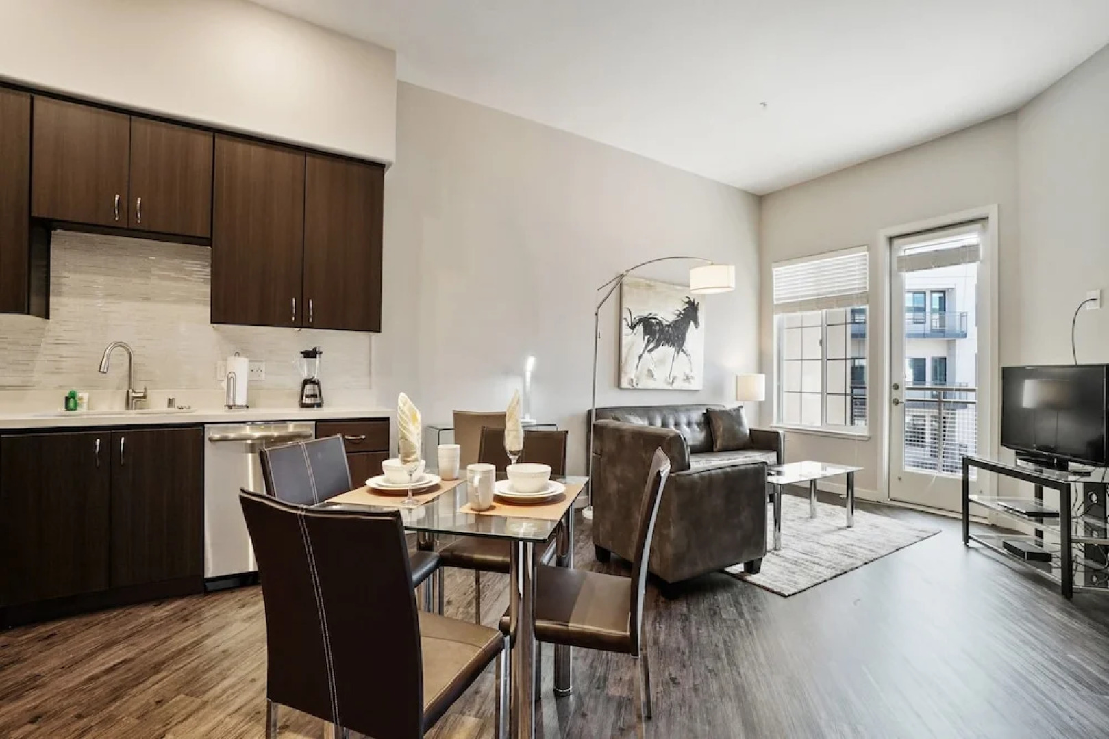 Global Luxury Suites in Campbell