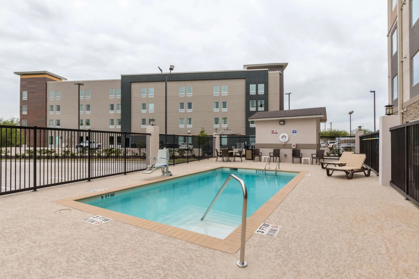 Sleep Inn & Suites College Station near University
