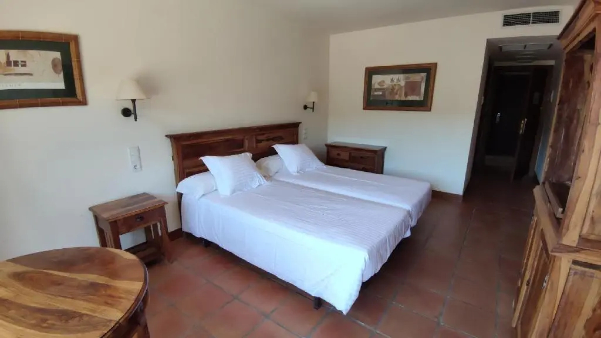 La Figuerola Hotel & Restaurant