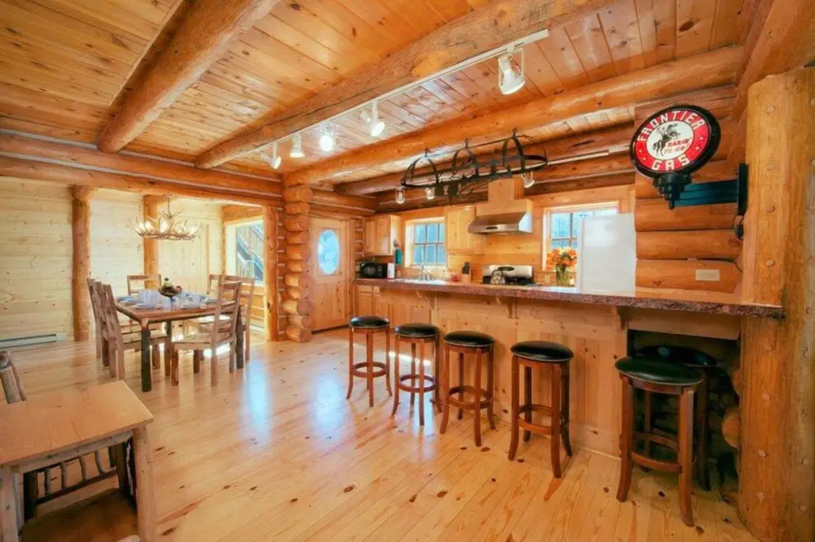 Macker's Cabin by JHRL