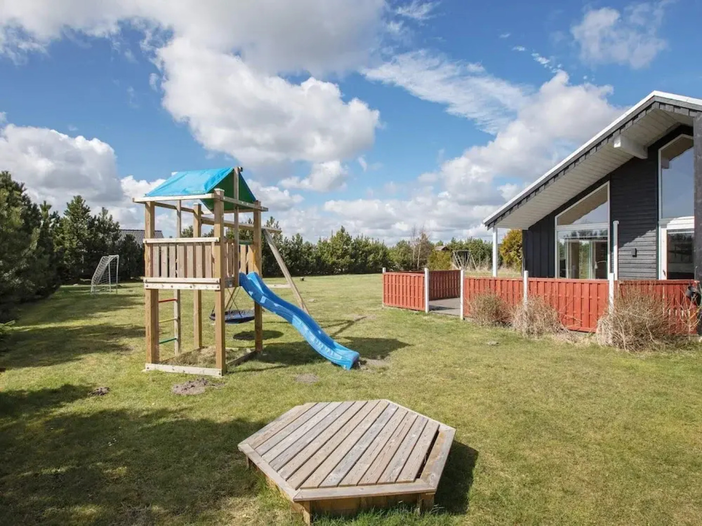 6 Person Holiday Home in Vaeggerlose