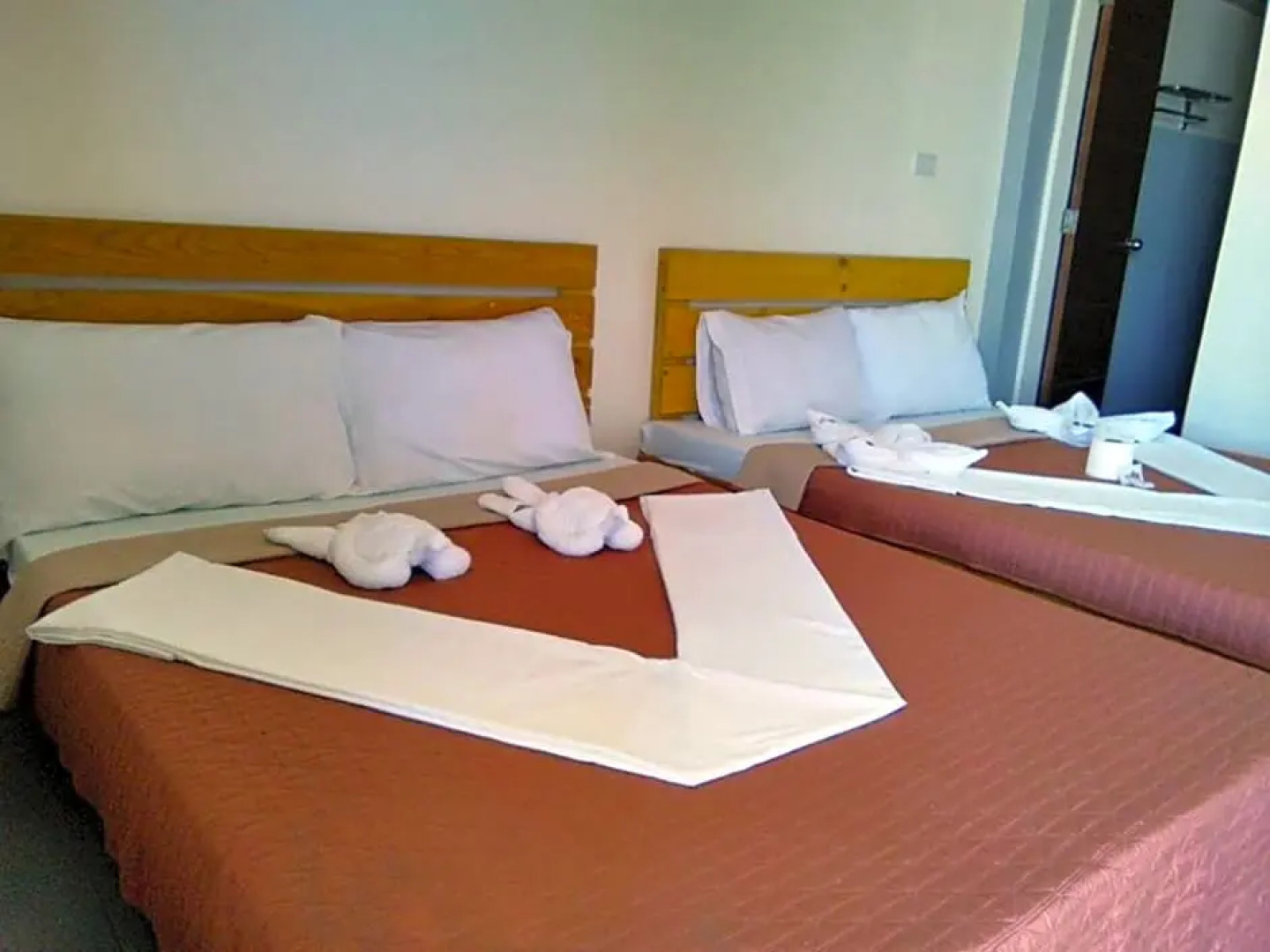 Miami Heat Beach Resort Villa