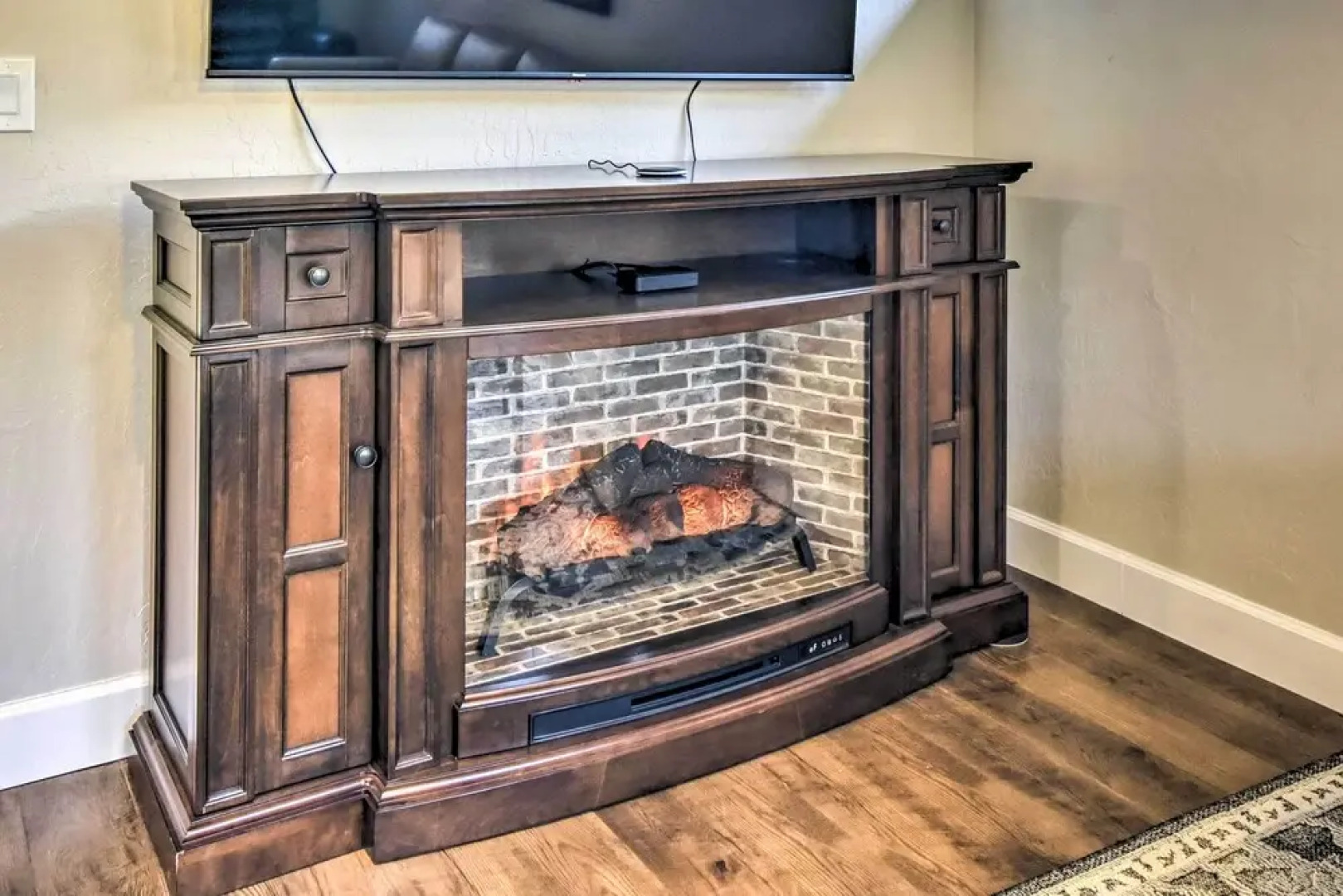 Well-appointed Milwaukie Home: Great Location