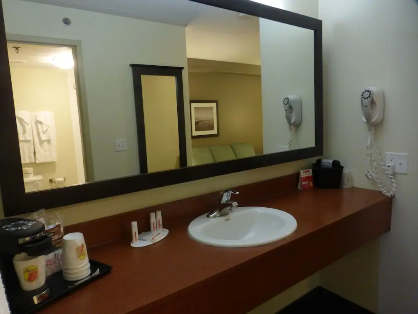 Super 8 by Wyndham Peterborough